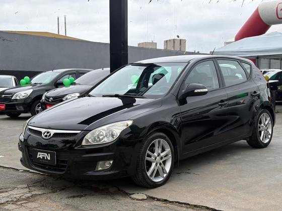 HYUNDAI I30 2.0 MPFI GLS 16V GASOLINA 4P AUTOMÁTICO HYUNDAI I30 2.0 MPFI GLS 16V GASOLINA 4P AUTOMÁTICO